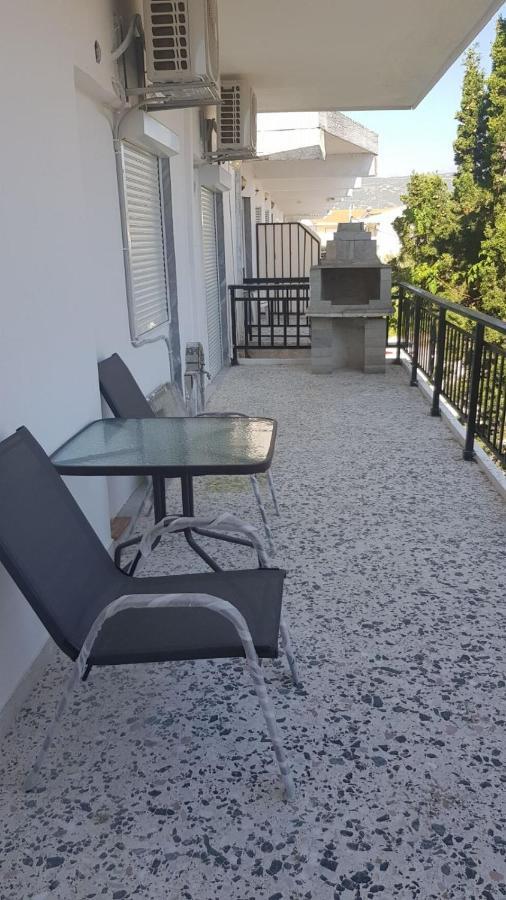 Nea Peramos Apartment Up To 8 Person Exterior foto